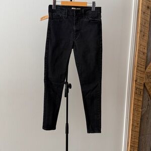 Levis 720 High Rise Super Skinny black jeans -Size 30